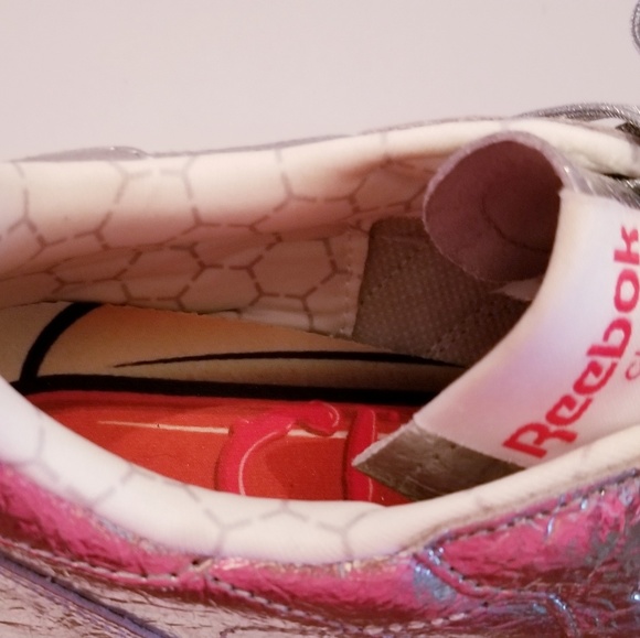 SILVER REEBOKS - Picture 3 of 3